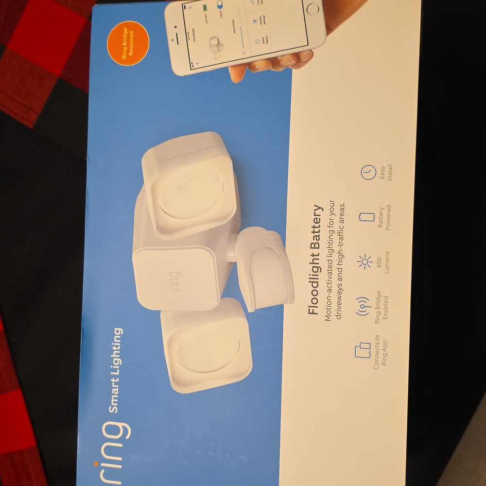 Ring Floodlight Cam Battery Outdoor Smart NWT WHITE